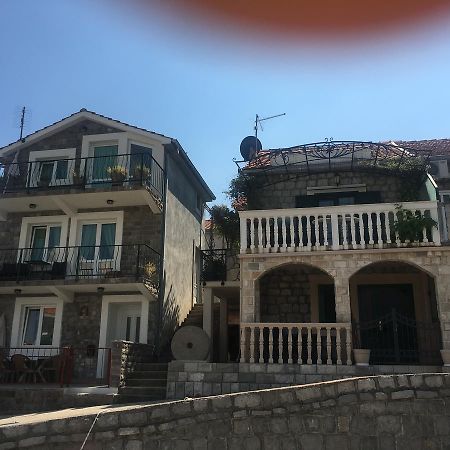 Studio Apartments Krasici Tivat Extérieur photo