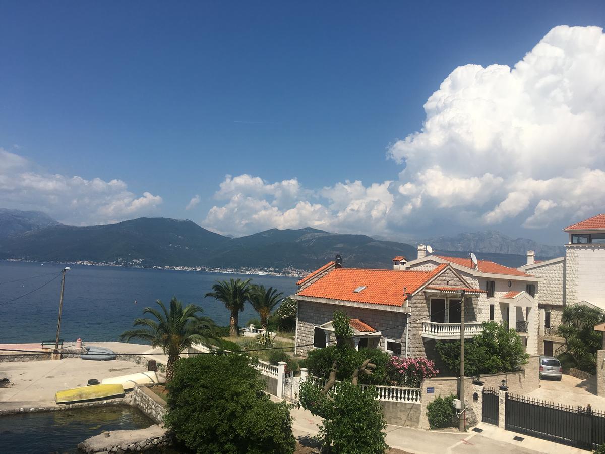 Studio Apartments Krasici Tivat Extérieur photo